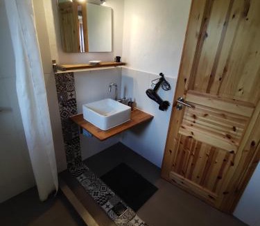 Omales House | Villa Seaview