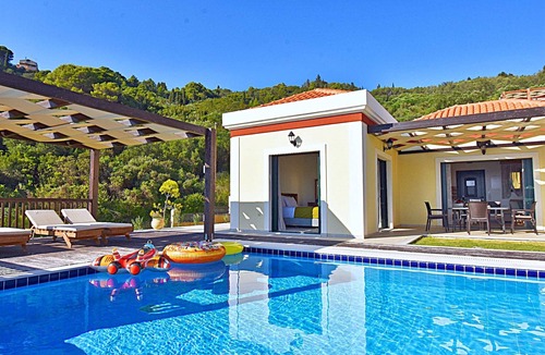 Pelekas Villa | Villa Semeli