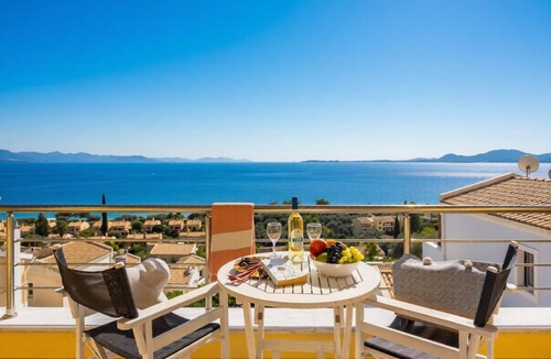 Barbati Villa | Villa Sequoia Yellow
