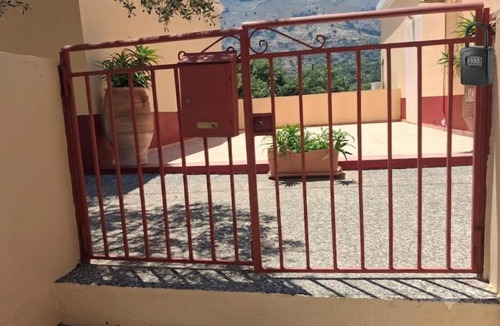 Pedi House | Villa Sera