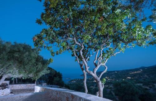 Elation Villa | Villa Seva Sea View - Perfect for Romantic Getaways with Pool and Sunrise & Sea Views By Villa Mana Gers