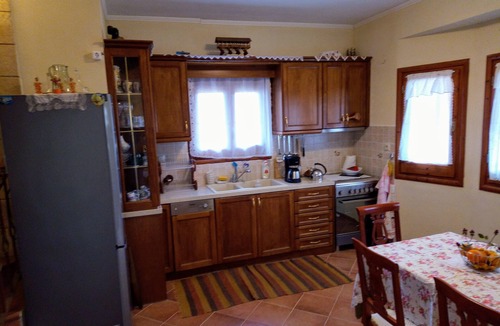 Dafnata Villa | Villa Silvia,a detached house with a wonderful view