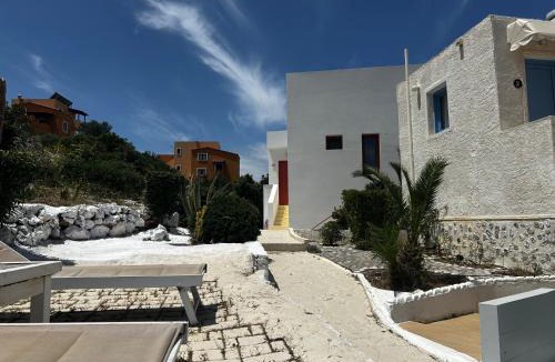 Piskopiano Villa | Villa - Sleeps 10 - Pool - Garden - Parking