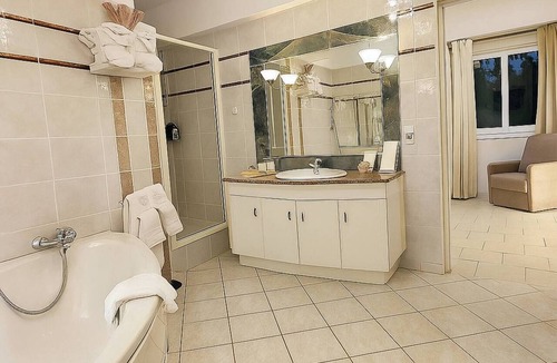 Filerimos Villa | Villa Small Paradise with private pool , Jacuzzi , BBQ ,garden and privacy