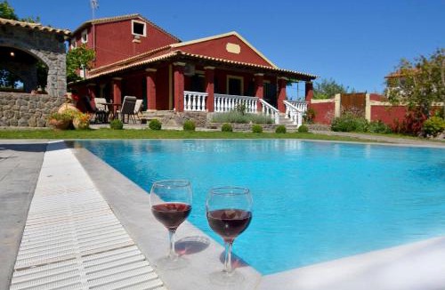 Chalikounas Villa | Villa Sofia near the beach