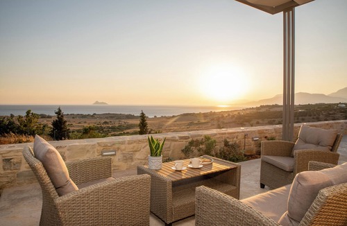 Pitsidia Villa | Villa Sofita Komos View