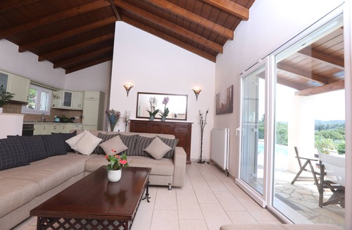 Afra Villa | Villa Sophia