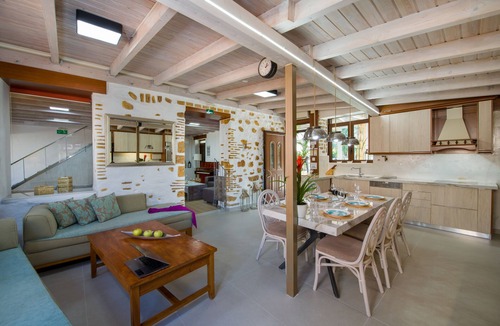 Chania Old City Villa | Villa Splantzia-Heated Pool-Garden-2min Chania Harbor