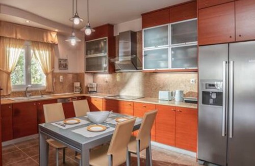 Malevizi Villa | Villa Stachy & Elia with Heated Pool, by Estia