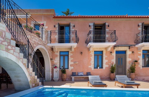 Tzitzifes Villa | Villa Steve Kois,a dream retreat with private heated pool