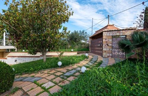 Chalcis Villa | Villa Stilvi II - Α Full of Positive Energy House