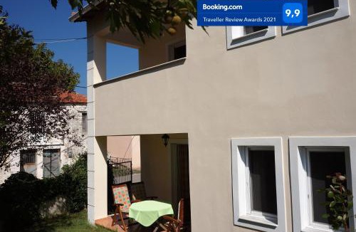 Gefira Mpania Villa | Villa the Platanus Tree