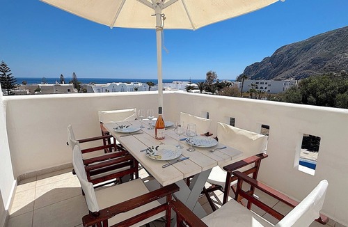 Kamari Villa | Villa Thea