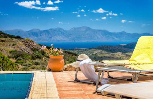 Vrouhas Villa | Villa Thea