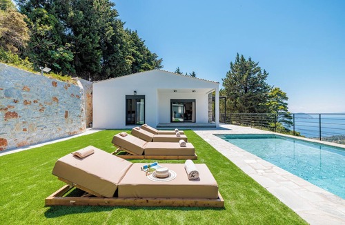 Xanthi Region House | Villa Theofilos-Country pool villa-3 bedrooms-wifi-sunset & sea view
