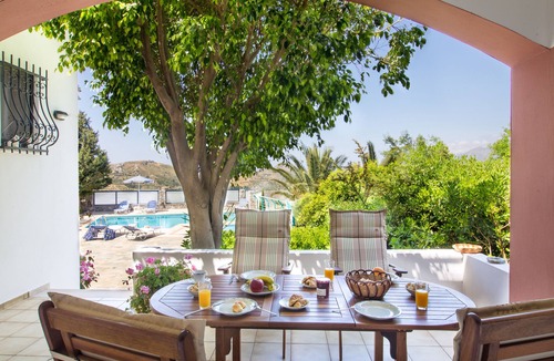 Agios Vasileios Villa | Villa Thymari. Cosy 3-bedroom Villa with lush gardens , beautiful view