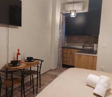 Vardaris Apartment | Villanova - Jade Suite