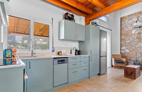 Sivota Villa | VILLAS CARISMA - Natural Style Villas for 14+ people