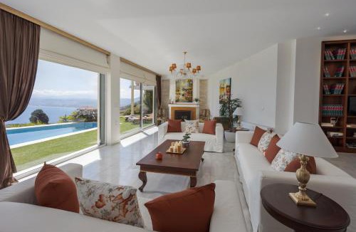 Rodhia Villa | Vista Mare Villa by Estia