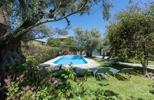 Apolpaina Villa | VK Villas