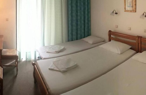 Ormos Prinou House | Vlachogiannis Hotel - Triple Room 2