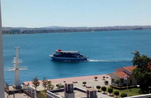 Ladadika Apartment | Waterfront Luxury Sea View Apartment