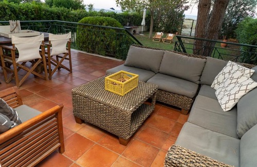 Dio-Olympos Villa | Waterfront Villa Serena - Direct Beach Access