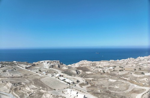 Santorini House | Welcome to Dune Santorini Summer House situated on the island of Santorini