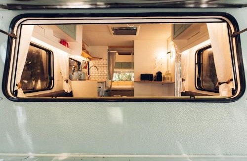 Sfinari Other | West nest caravan