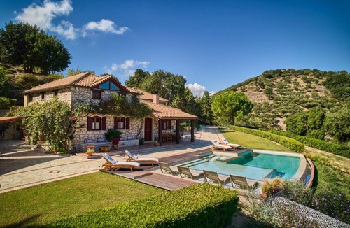Argassi Villa | Wild Oak Estate - Stone Villa with Sea Views , by ZanteWize