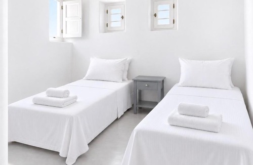 Apollonia House | Xalakia Small Villa - Near Apollonia Sifnos 70m2