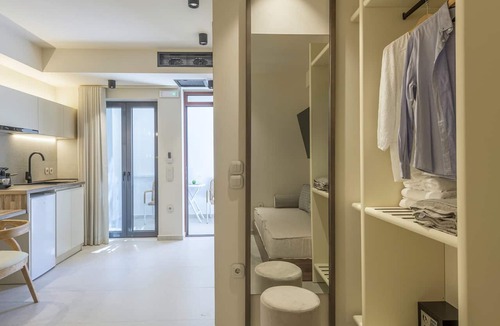 Zefiria Hotel | Zefyria Luxury Suites