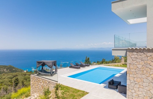 Agios Nikitas Villa | Zen Country House with Private Pool & Wi-Fi