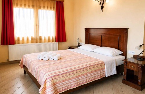 Mandrakion Apartment | Zidoron House - Peaceful Retreat at Lake Kerkini