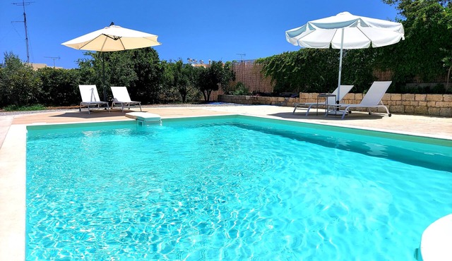 Αngélique Pool garden apartment