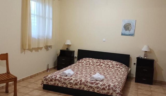 Διαμέρισμα ισογείου με ημιυπογειο