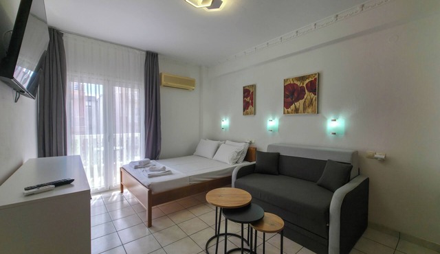 17 - ZINON Suite by SDR