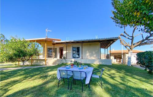 3 Bedroom Lovely Home In Lakkopetra