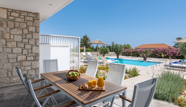 3 charming newly built semi-detached luxury villas