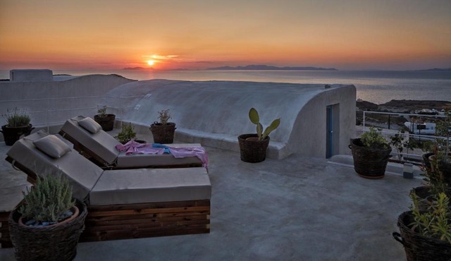 318 Oia Villa