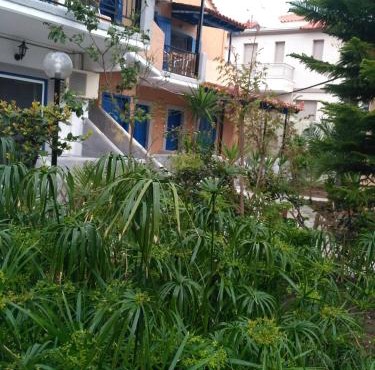 9 Musses Hotel Apartments in Skala Mistegnon