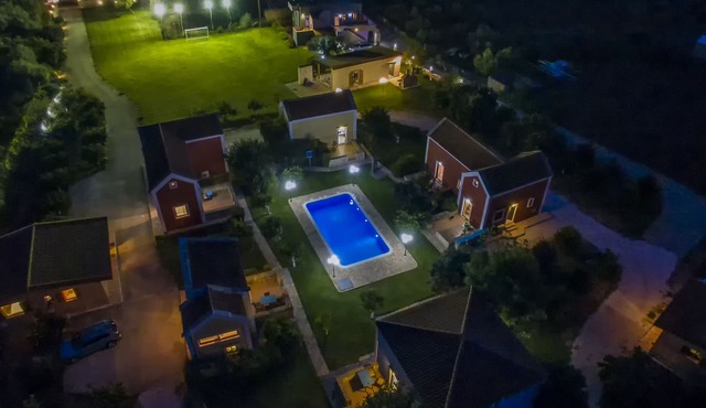 A PEACEFULL PARADISE WITH SWIMMING POOL FOR YOUR RELAXATION