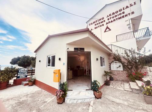 Acrogiali Rooms