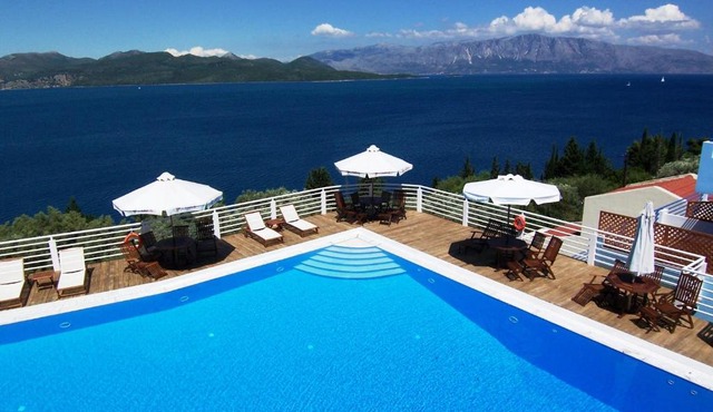 Adriatica Hotel in Nikiana
