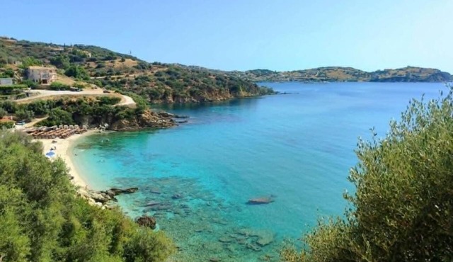 Aegean Beachfront Apartment 3