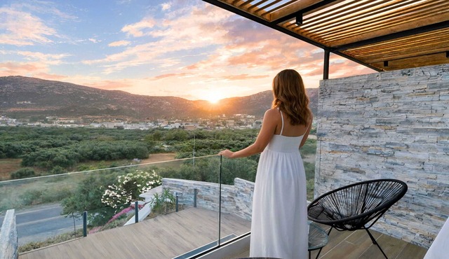 Aelia Family Room Sea View & Private Pool in Agios Nikolaos