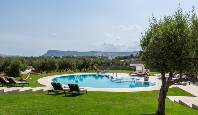Aelia Residence, Wellness & Leisure with Heated Pool, By ThinkVilla