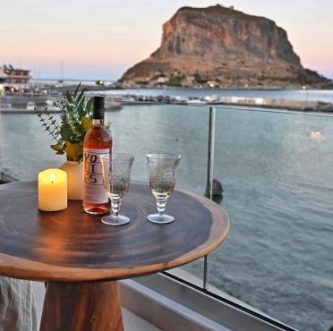 Aether-Castle vista in Monemvasia