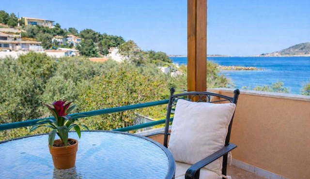 Agali Beach - Sea View Apartment in Chios in Marmaro
