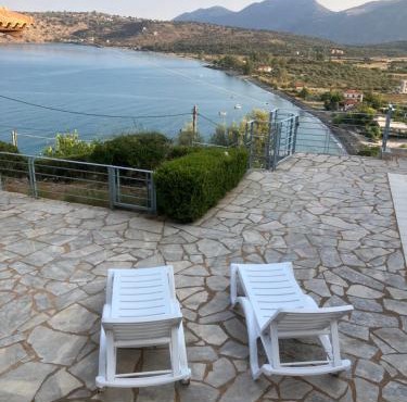 Ageranos seaview house in Kamáres